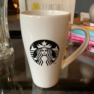 Starbucks LATTE MUG. 2014 Black Siren Mermaid Mug,cup. 18oz. Great condition.